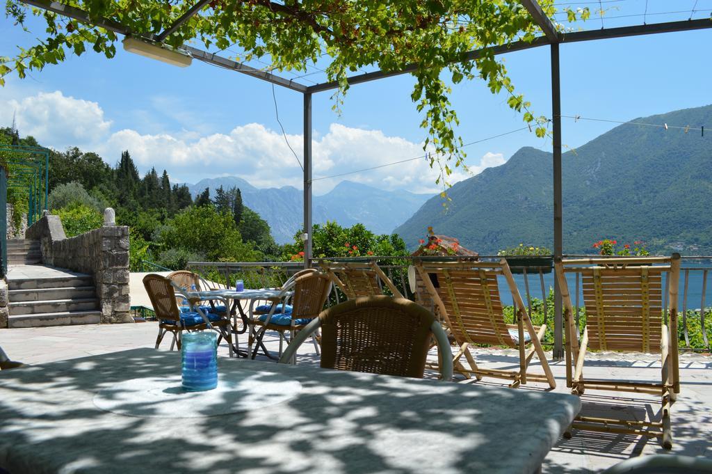 Apartments Franovic Perast Exterior foto